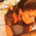 Pare proprio che il tatuaggio che sugellava l'amore con Stefano De Martino sia sulla via del non ritorno. Foto dal profilo Instagram ufficiale di Belen