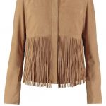 moda estate 2016: la tendenza del tessuto suede
