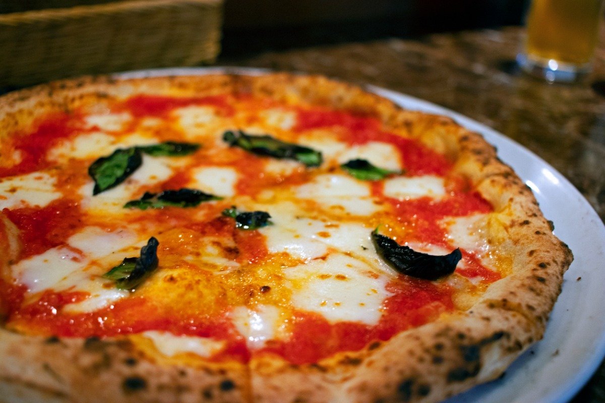 La pizza napoletana