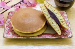 Dorayaki, pancake giapponesi ripieni di anko