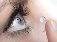 Lenti a contatto e trucco: 10 regole make up