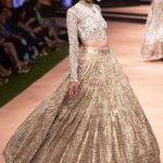 Abito sposa nuance oro e corpetto