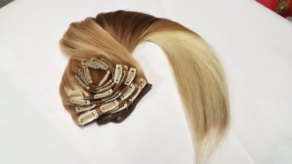 acconciature capelli con extension a clip