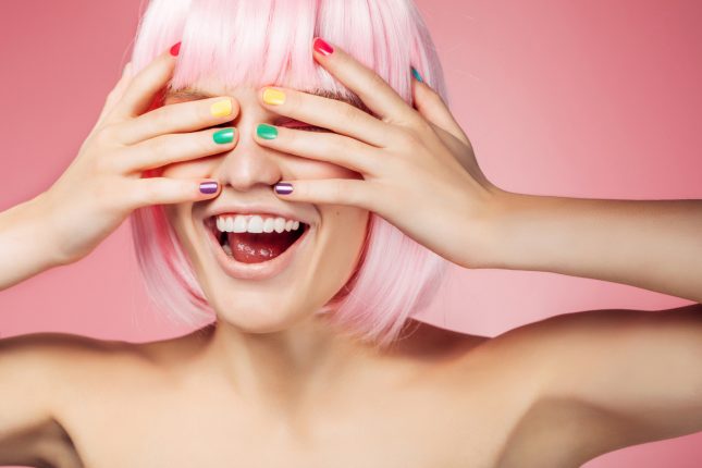 Unghie estive: colorate, fluo, decorate, semplici o particolari