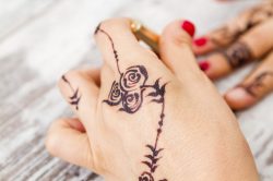 Tatuaggio all'hennè