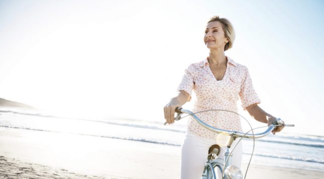 Donna in bici