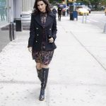 Laura Pausini con abito in pizzo