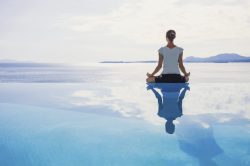 La meditazione yoga anche chiamata Dhyana.