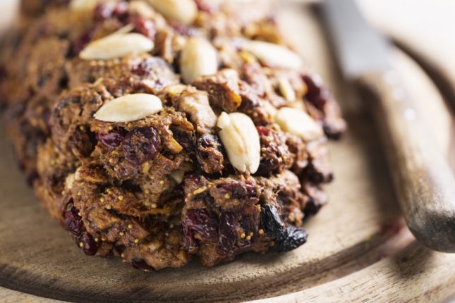 Pane alla frutta per formaggi