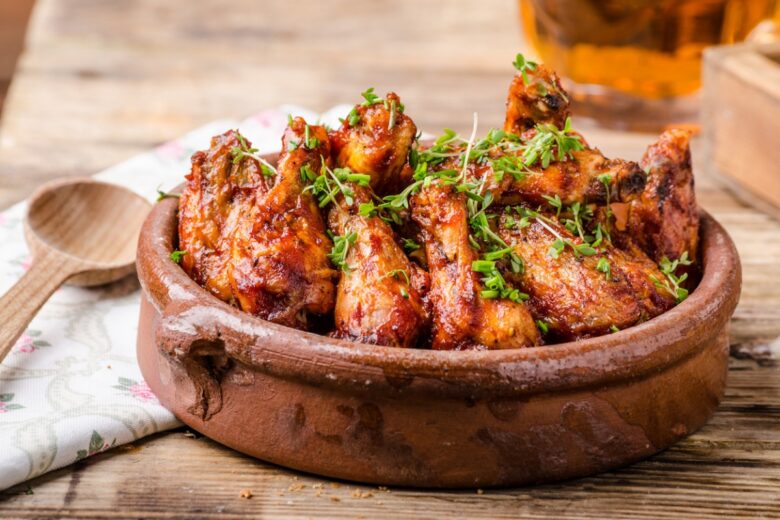 Alette di pollo al BBQ marinate con zenzero e rum