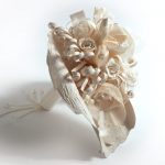 idee allestimento matrimonio con fiori di carta