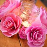 idee allestimento matrimonio con fiori di carta