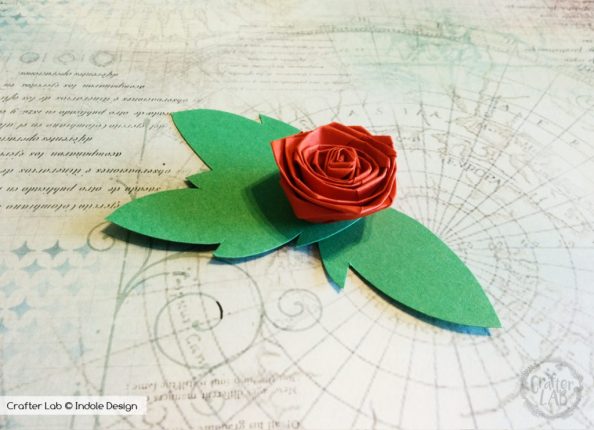 Come creare le rose con la carta