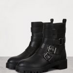 Bershka: biker boots