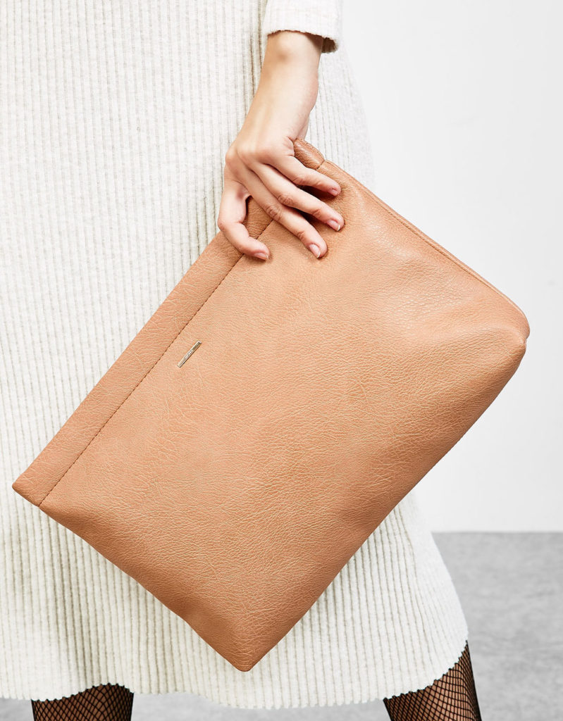 pochette bershka