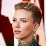 Scarlett Johanson pixie cut