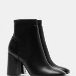 Stivaletti con elastici by Stradivarius