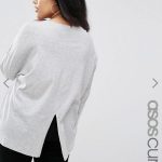 Top con spacco sul retro - Asos Curve, 19 €