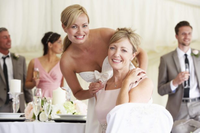 Acconciatura mamma sposa