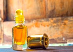 Olio di canfora