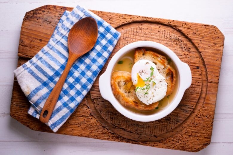 Zuppa alla Pavese