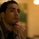 VICTOR RASUK è José, il migliore amico di Ana © Doane Gregory