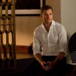 JAMIE DORNAN impersona Christian Grey © Doane Gregory