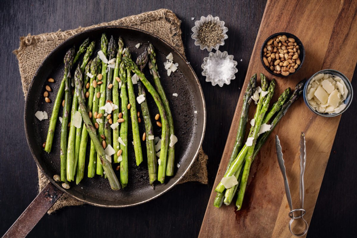 asparagi in padella