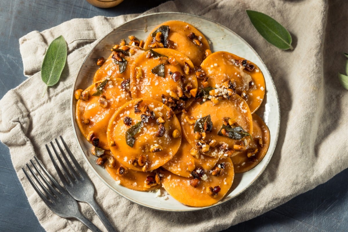 Ravioli di zucca fatti in casa