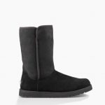 Classic Slim Michelle by UGG