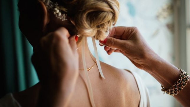 Acconciatura sposa capelli corti