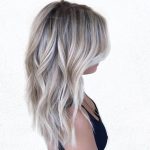 Capelli grigi: i tagli corti e lunghi