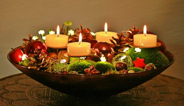 Centrotavola natalizi con candele