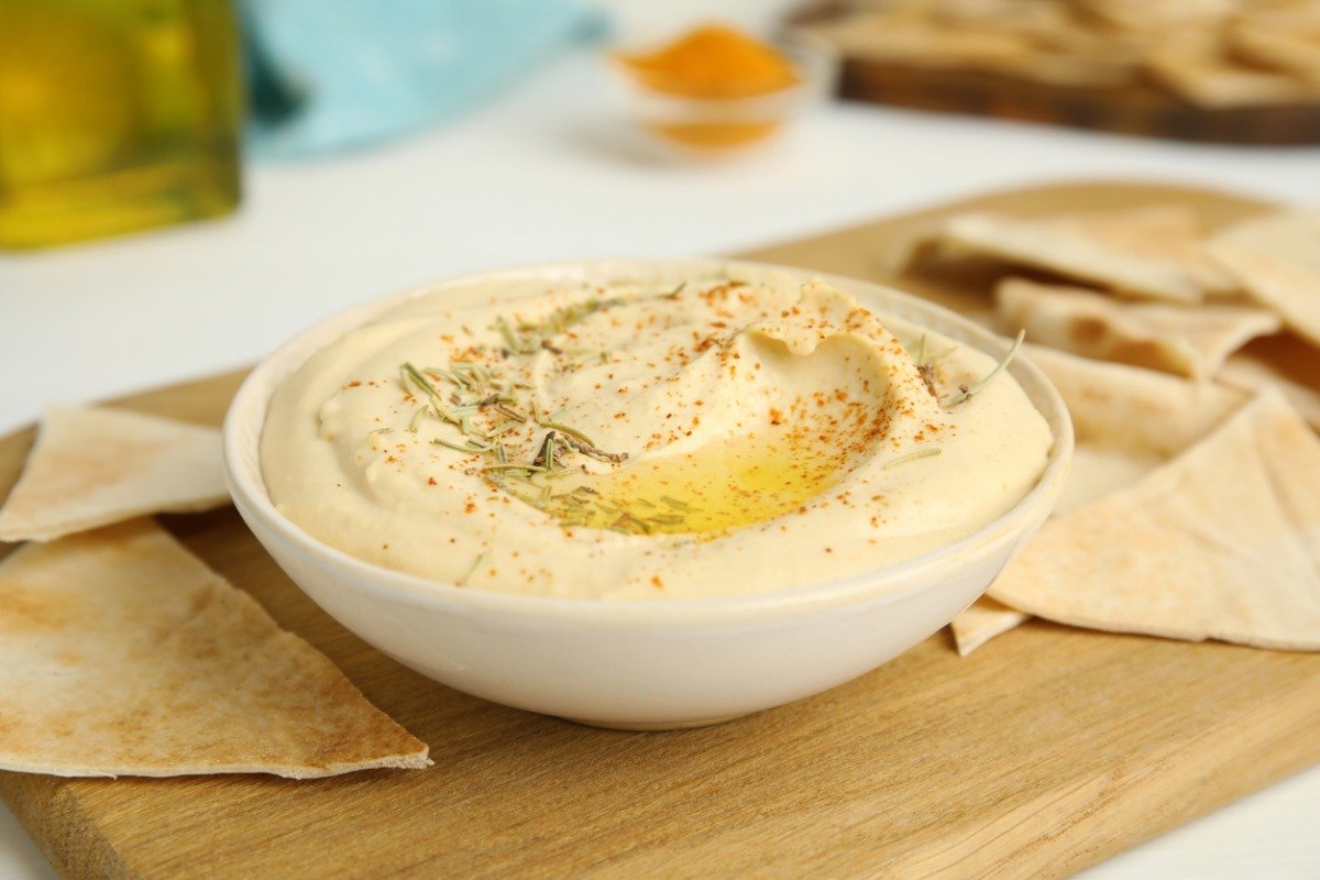 Crema di ceci, curry e yogurt