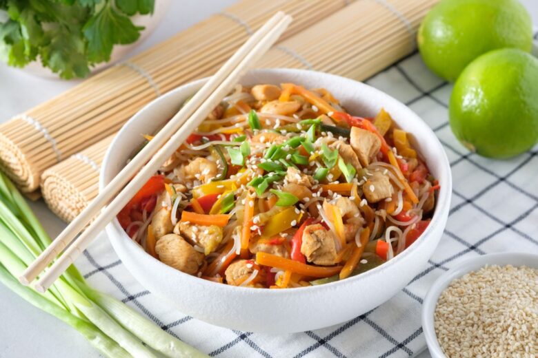 Spaghetti di soia con pollo