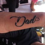 Scritta dedicata - Fonte Instagram @tattoo_factory_jaipur.