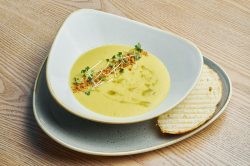 Vellutata di zucchine e patate