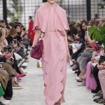 Abito corolla per Valentino alla PFW 2018-2019