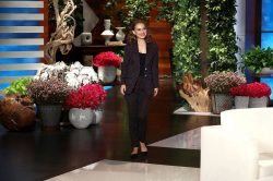 Copia il look di Natalie Portman.