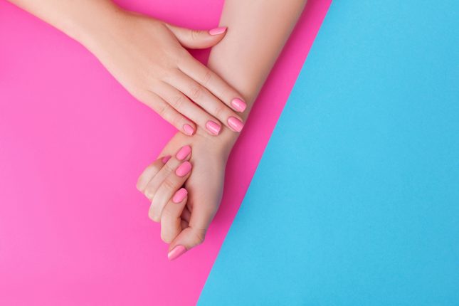 Unghie rosa: tendenze per la primavera 2018