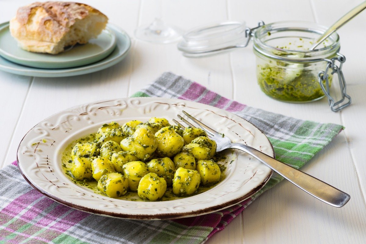 Gnocchi di patate al pesto