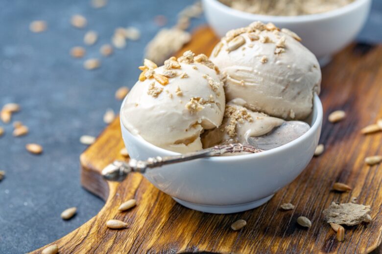 Gelato alla vaniglia fatto in casa e senza latte