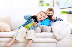 Come comportarsi con i videogame e cosa rischiano i più piccoli?