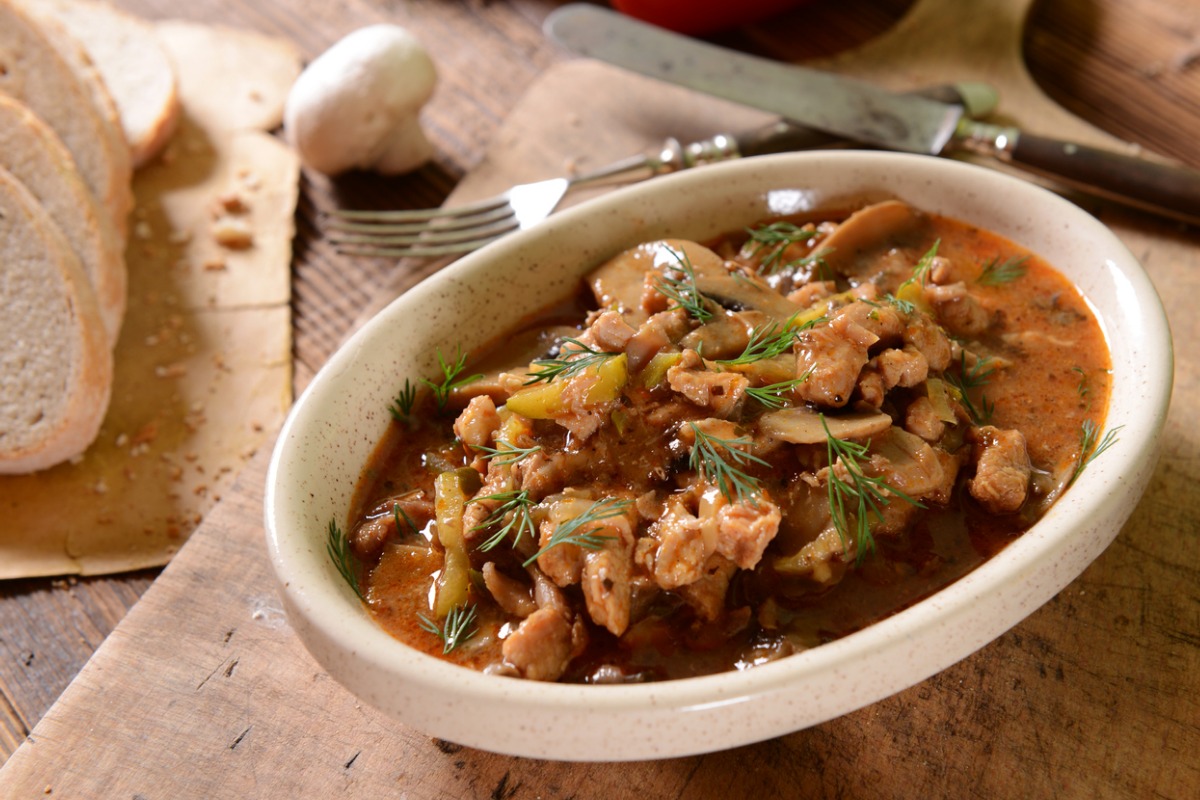 Spezzatino di vitello con funghi