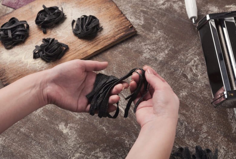 tagliatelle al nero di seppia