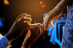 Anello di fidanzamento: i trend del 2019