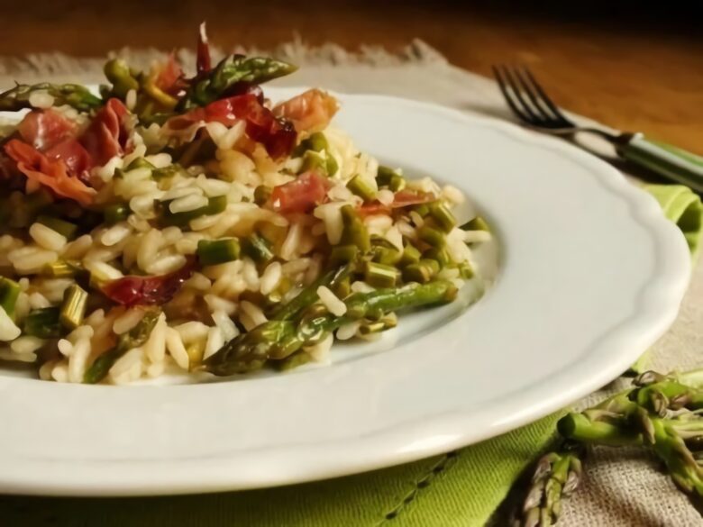 Risotto asparagi e speck