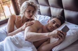 Coppia a letto