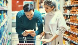 Leggere l'etichetta al supermercato
