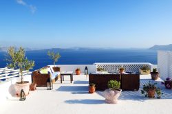 Come arredare il terrazzo in stile Grecia